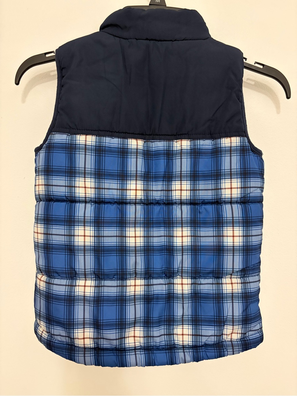 G.H. Bass & Co kids puffer jacket vest. - Picture 2 of 3